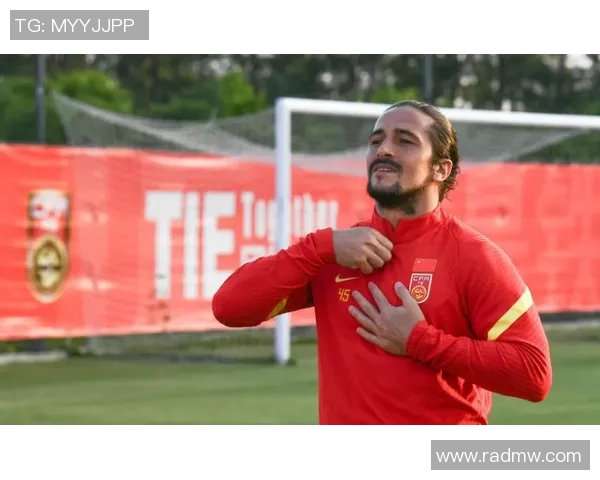 塔吉克足球明星男孩的名字背后故事与成长历程探秘