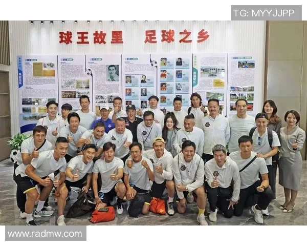 中国足球明星兄弟情深的传奇故事与名单揭晓