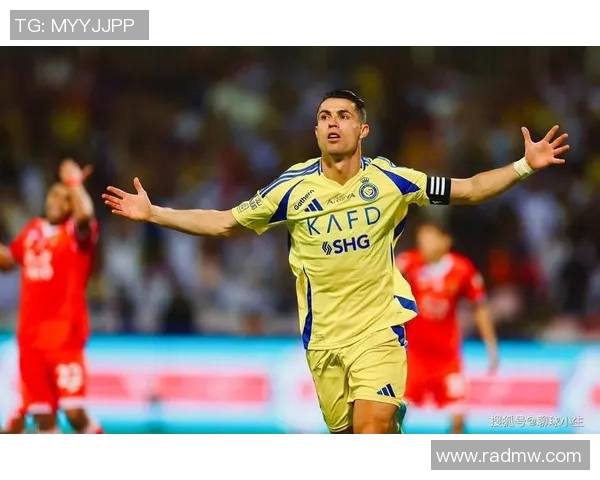 真正的足球明星应该具备哪些素质与能力才能赢得球迷的认可与喜爱 真正的足球明星应该具备哪些素质与能力才能赢得球迷的认可与喜爱