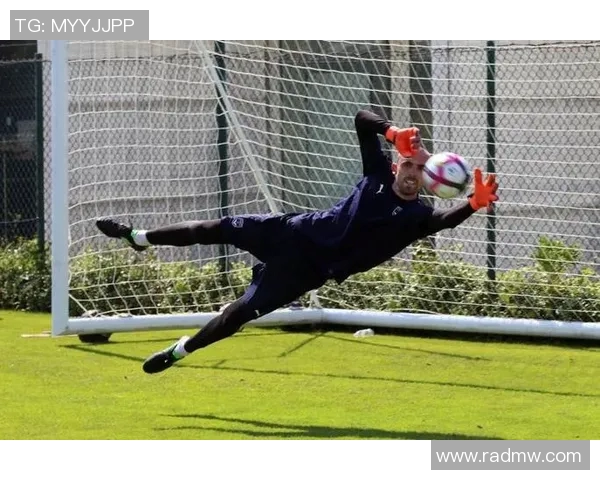 克莱蒙对阵尼姆精彩直播全程回顾与赛后分析 克莱蒙对阵尼姆精彩直播全程回顾与赛后分析