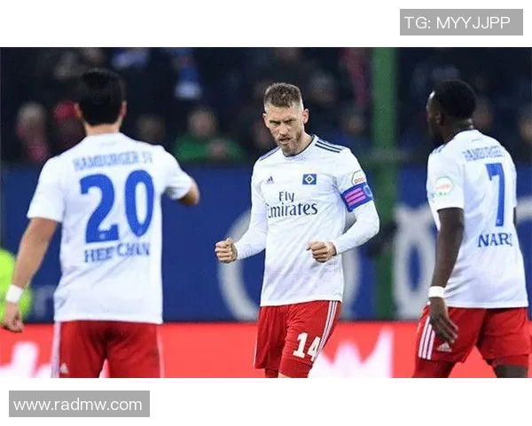 柏林球队对决杜伊斯堡展现足球魅力与激情的精彩赛事分析 柏林球队对决杜伊斯堡展现足球魅力与激情的精彩赛事分析