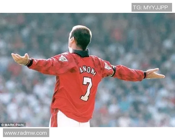 巴西足球明星打灯的传奇故事与辉煌成就揭秘